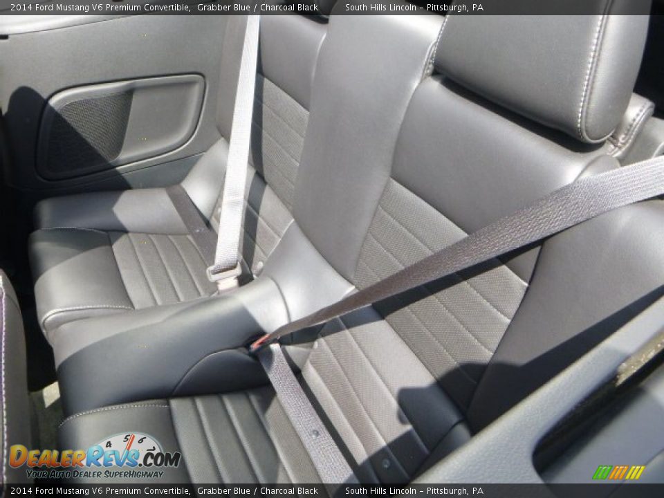 2014 Ford Mustang V6 Premium Convertible Grabber Blue / Charcoal Black Photo #15