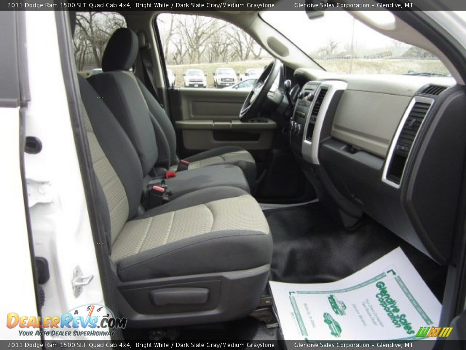 2011 Dodge Ram 1500 SLT Quad Cab 4x4 Bright White / Dark Slate Gray/Medium Graystone Photo #10