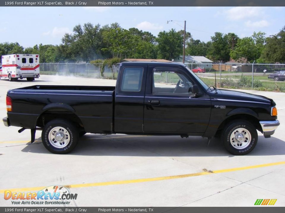 1996 Ford Ranger XLT SuperCab Black / Gray Photo #2