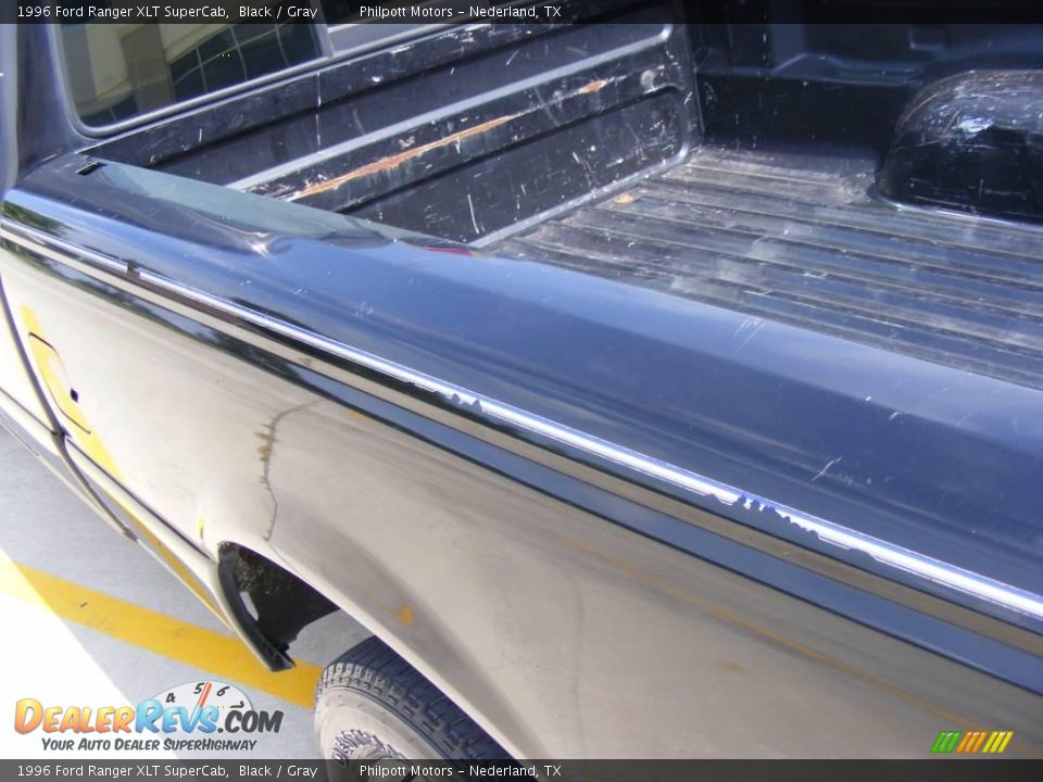 1996 Ford Ranger XLT SuperCab Black / Gray Photo #16