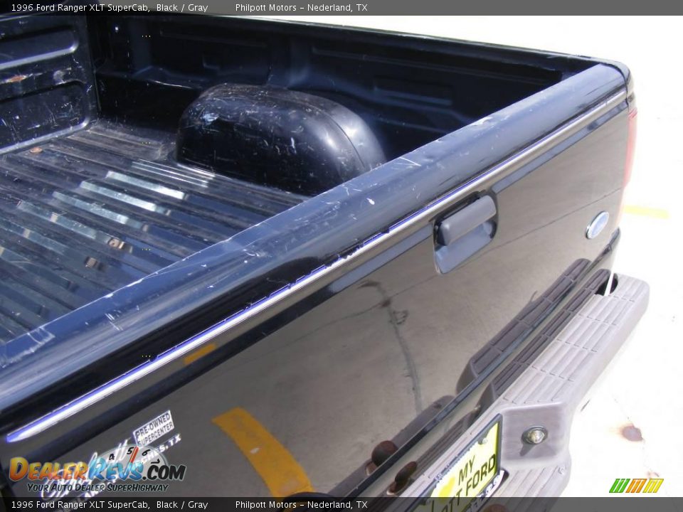 1996 Ford Ranger XLT SuperCab Black / Gray Photo #18