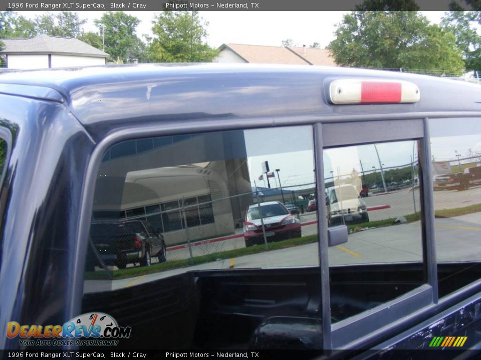 1996 Ford Ranger XLT SuperCab Black / Gray Photo #23