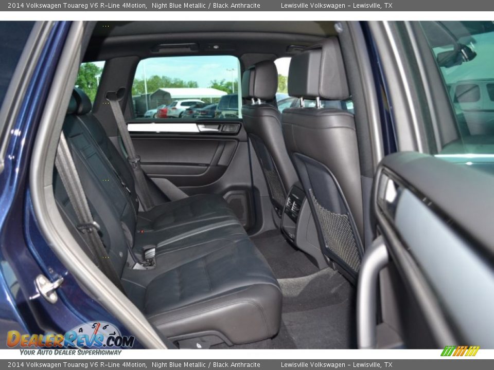 Rear Seat of 2014 Volkswagen Touareg V6 R-Line 4Motion Photo #4