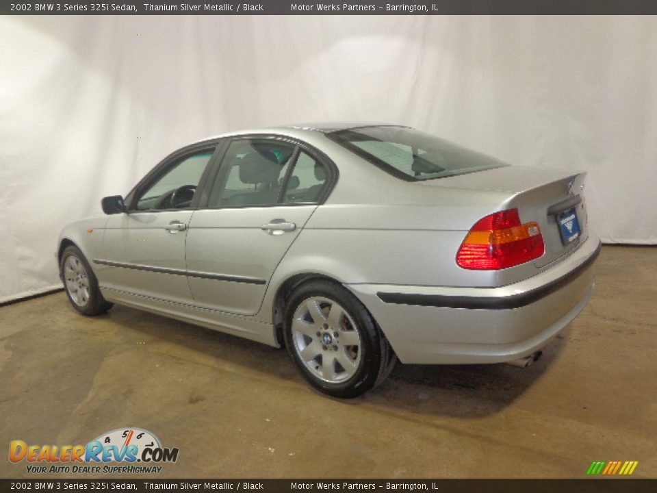 2002 BMW 3 Series 325i Sedan Titanium Silver Metallic / Black Photo #15