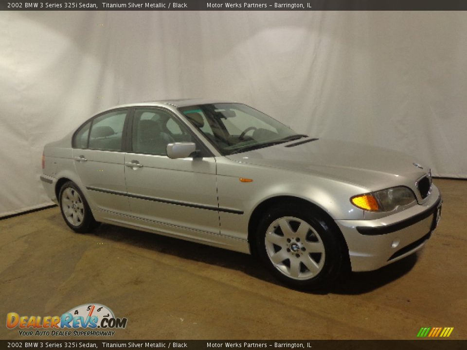 2002 BMW 3 Series 325i Sedan Titanium Silver Metallic / Black Photo #21
