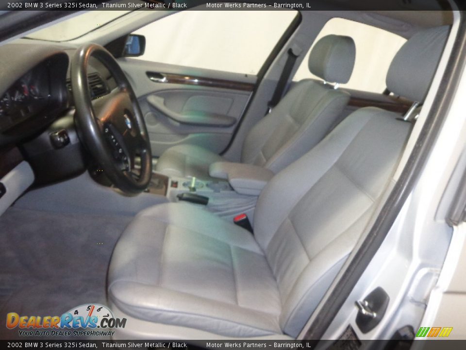 2002 BMW 3 Series 325i Sedan Titanium Silver Metallic / Black Photo #24