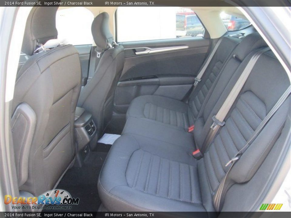 2014 Ford Fusion SE Ingot Silver / Charcoal Black Photo #10