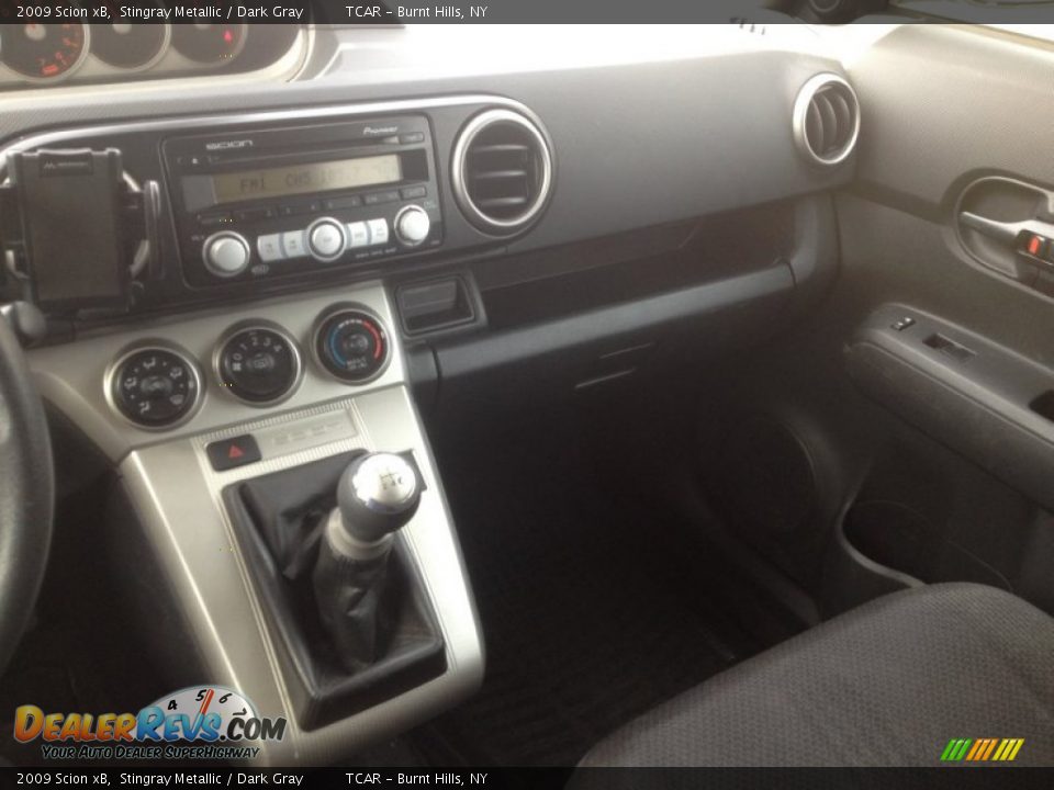 2009 Scion xB Stingray Metallic / Dark Gray Photo #10