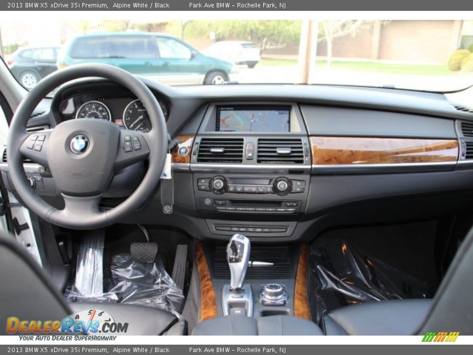 2013 BMW X5 xDrive 35i Premium Alpine White / Black Photo #12