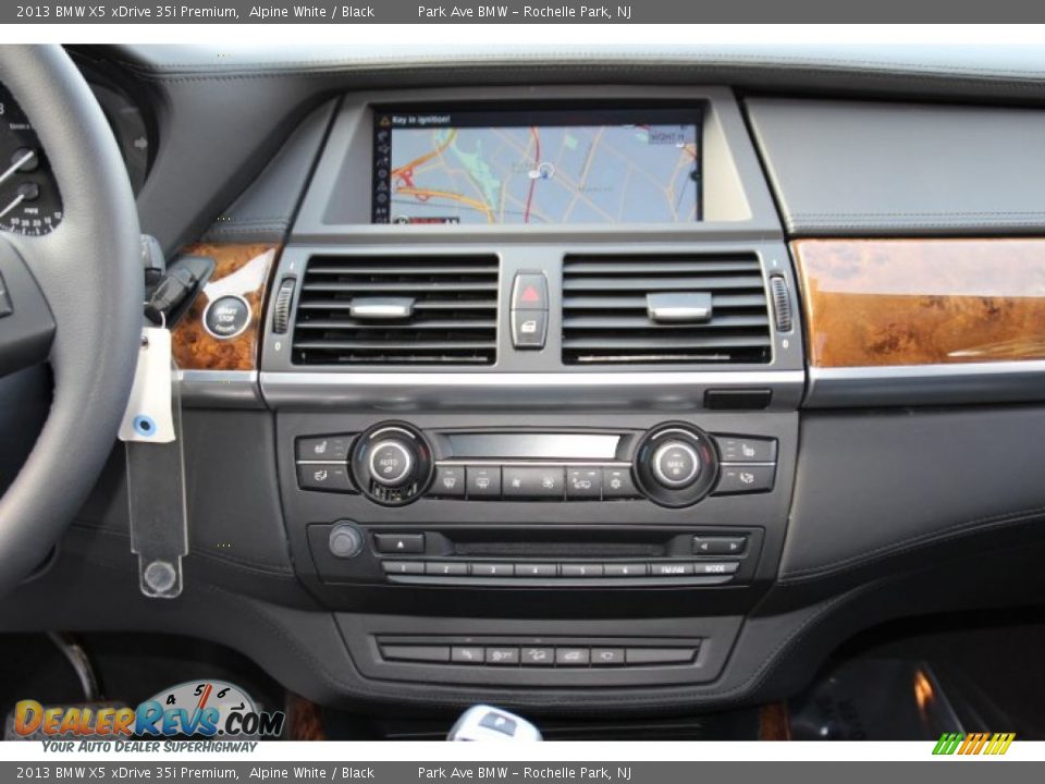 2013 BMW X5 xDrive 35i Premium Alpine White / Black Photo #13