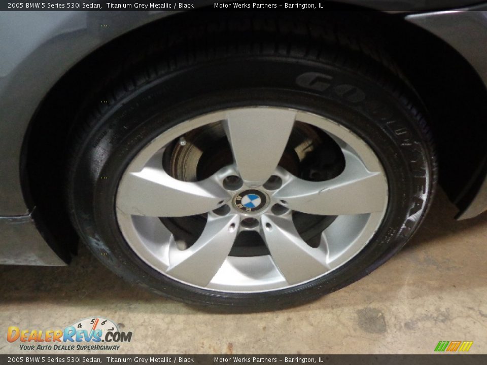 2005 BMW 5 Series 530i Sedan Titanium Grey Metallic / Black Photo #11