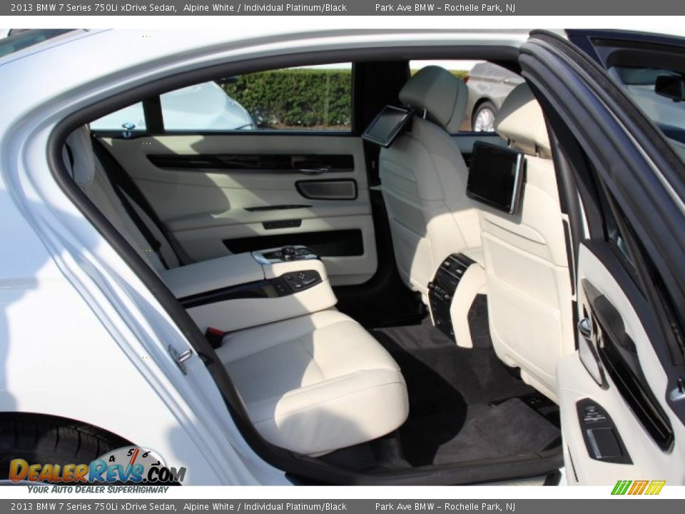2013 BMW 7 Series 750Li xDrive Sedan Alpine White / Individual Platinum/Black Photo #24