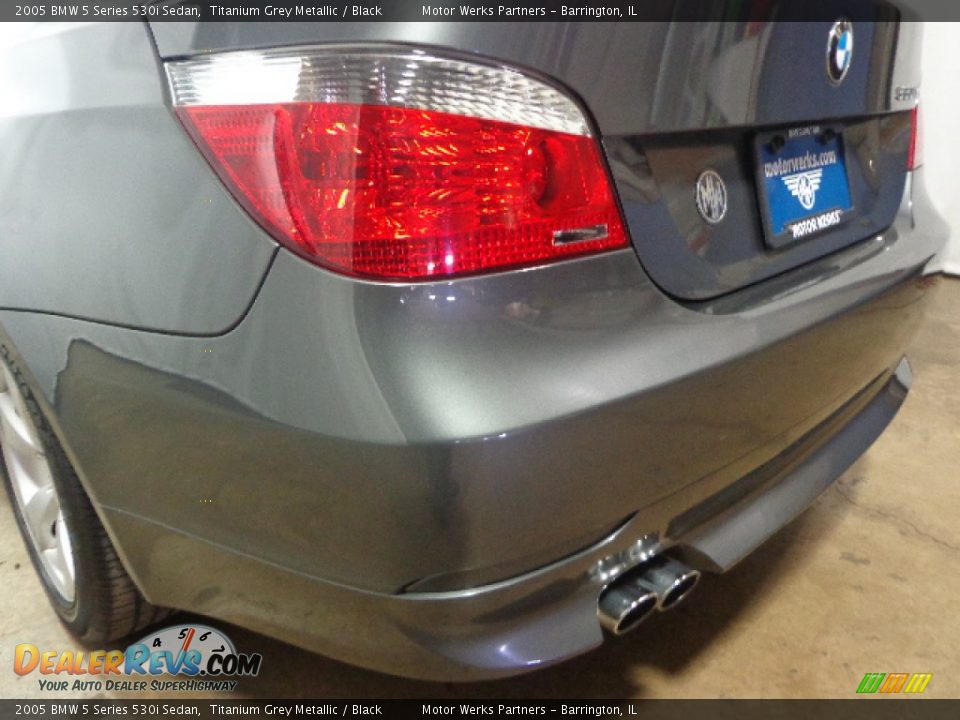 2005 BMW 5 Series 530i Sedan Titanium Grey Metallic / Black Photo #12