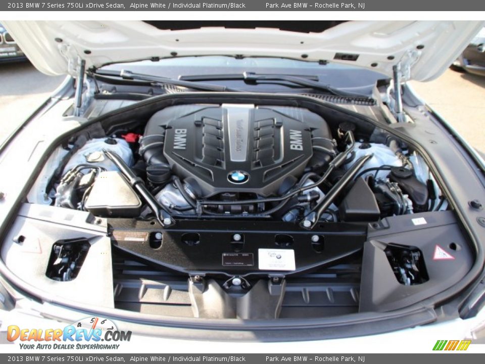 2013 BMW 7 Series 750Li xDrive Sedan 4.4 Liter DI TwinPower Turbocharged DOHC 32-Valve VVT V8 Engine Photo #34