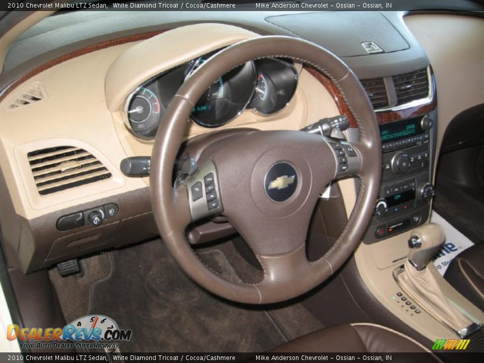 2010 Chevrolet Malibu LTZ Sedan White Diamond Tricoat / Cocoa/Cashmere Photo #6