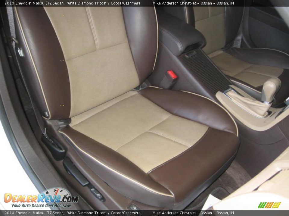 2010 Chevrolet Malibu LTZ Sedan White Diamond Tricoat / Cocoa/Cashmere Photo #11