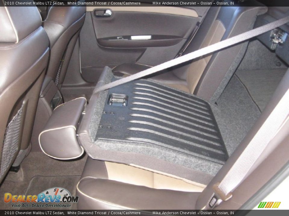 2010 Chevrolet Malibu LTZ Sedan White Diamond Tricoat / Cocoa/Cashmere Photo #15