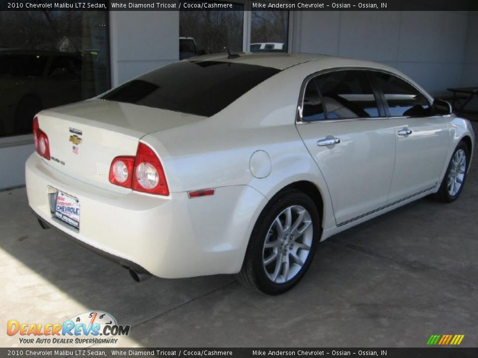 2010 Chevrolet Malibu LTZ Sedan White Diamond Tricoat / Cocoa/Cashmere Photo #18
