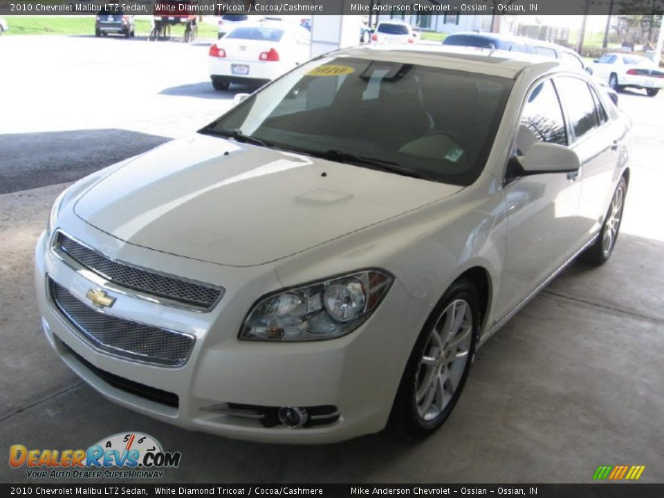 2010 Chevrolet Malibu LTZ Sedan White Diamond Tricoat / Cocoa/Cashmere Photo #23