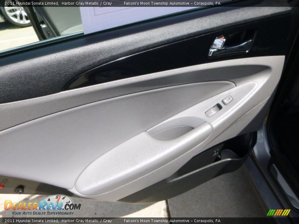 2011 Hyundai Sonata Limited Harbor Gray Metallic / Gray Photo #18