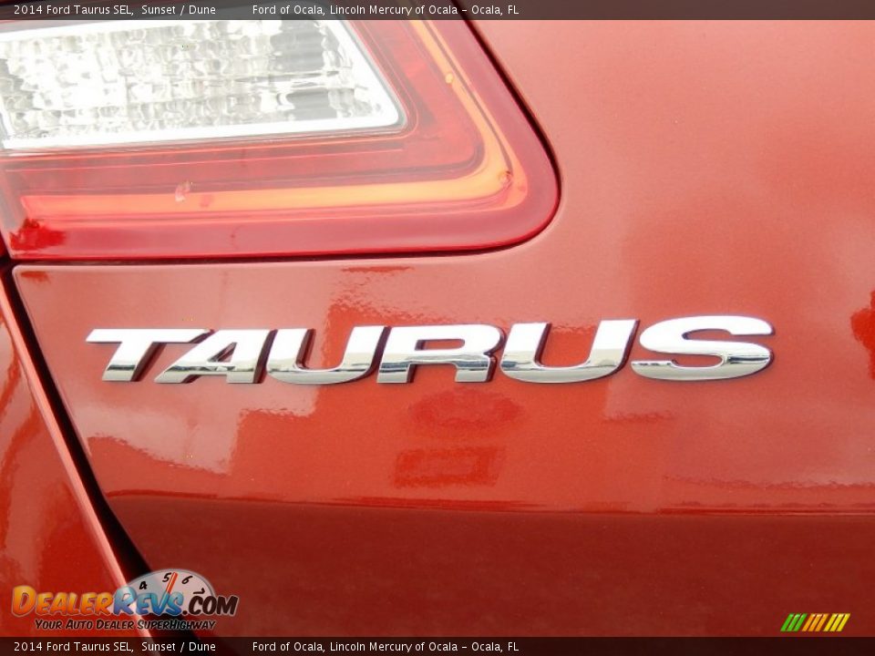 2014 Ford Taurus SEL Logo Photo #4