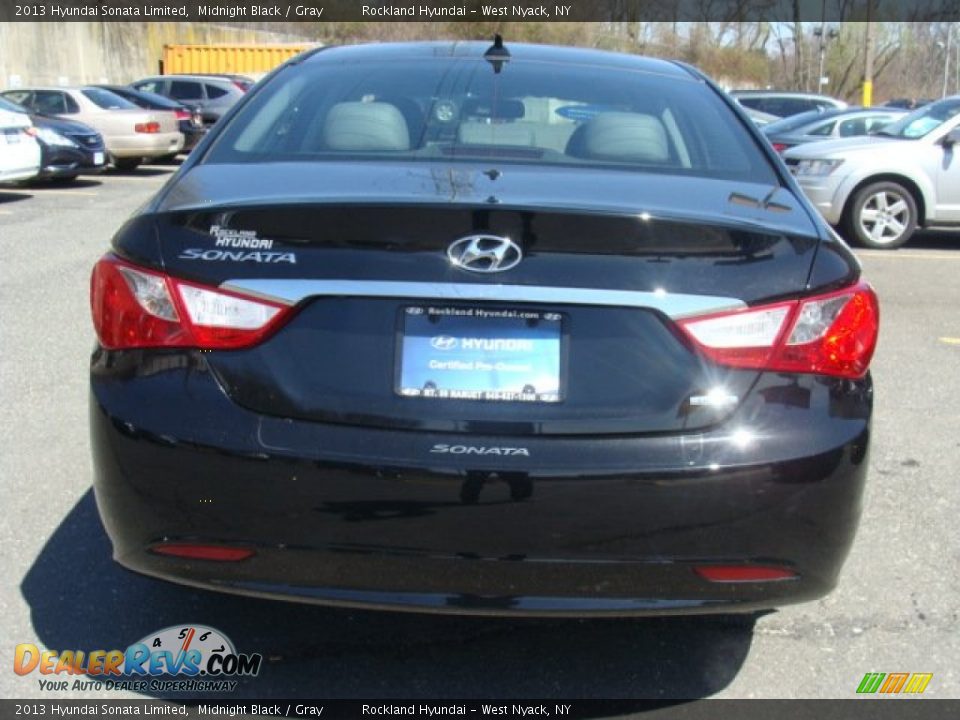 2013 Hyundai Sonata Limited Midnight Black / Gray Photo #5