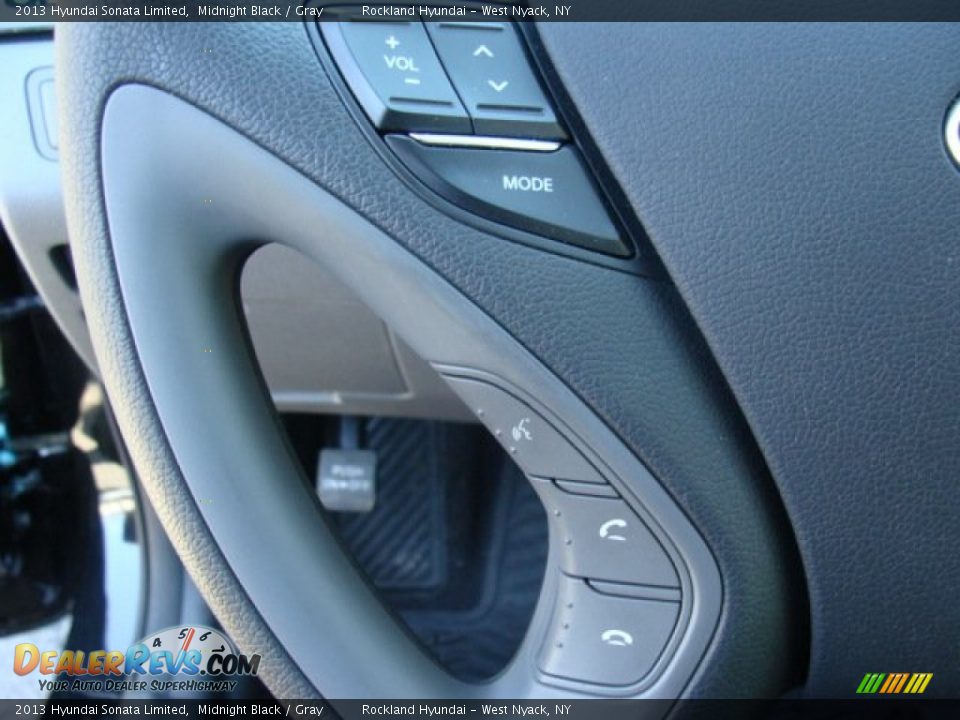 2013 Hyundai Sonata Limited Midnight Black / Gray Photo #15