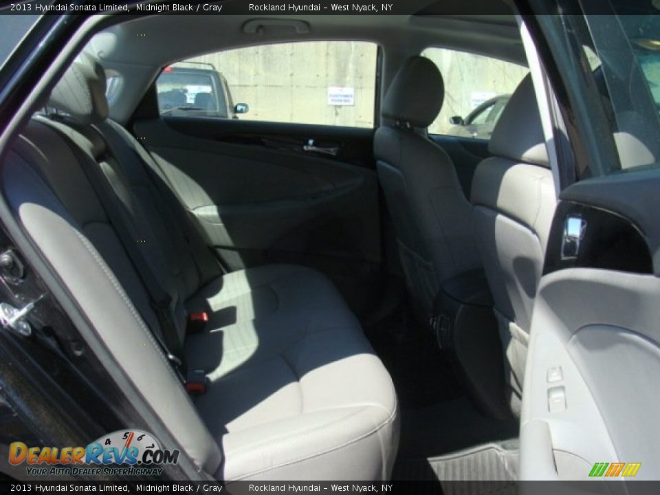 2013 Hyundai Sonata Limited Midnight Black / Gray Photo #24