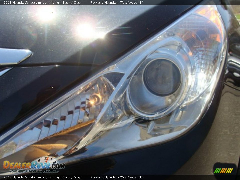 2013 Hyundai Sonata Limited Midnight Black / Gray Photo #31