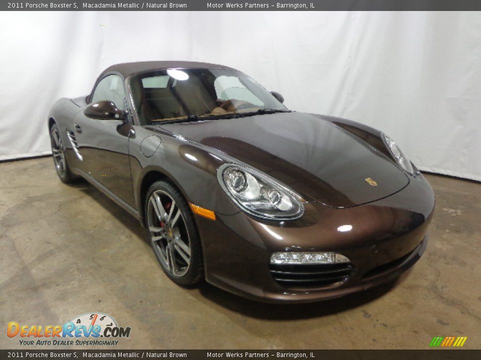 Front 3/4 View of 2011 Porsche Boxster S Photo #1
