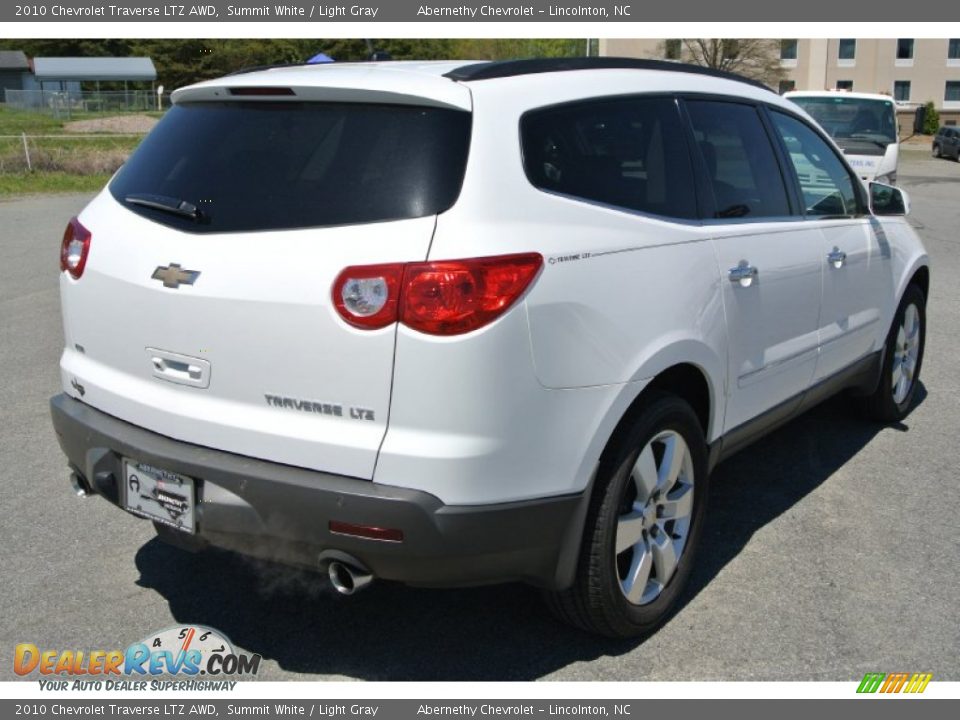 2010 Chevrolet Traverse LTZ AWD Summit White / Light Gray Photo #5