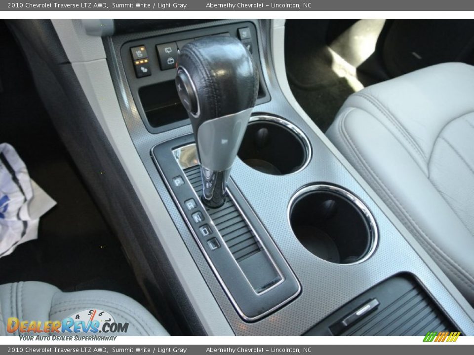 2010 Chevrolet Traverse LTZ AWD Summit White / Light Gray Photo #14