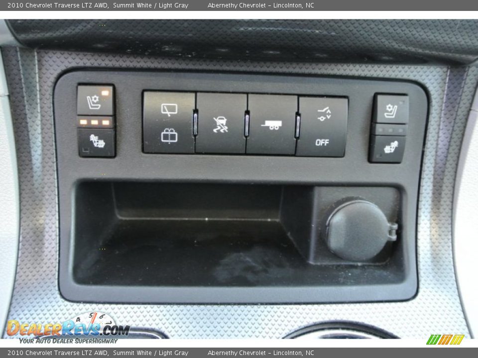 2010 Chevrolet Traverse LTZ AWD Summit White / Light Gray Photo #15