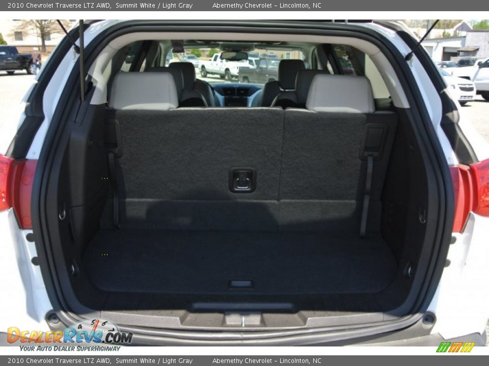 2010 Chevrolet Traverse LTZ AWD Summit White / Light Gray Photo #20
