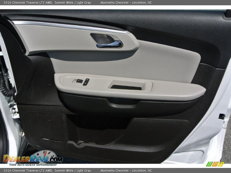 2010 Chevrolet Traverse LTZ AWD Summit White / Light Gray Photo #24