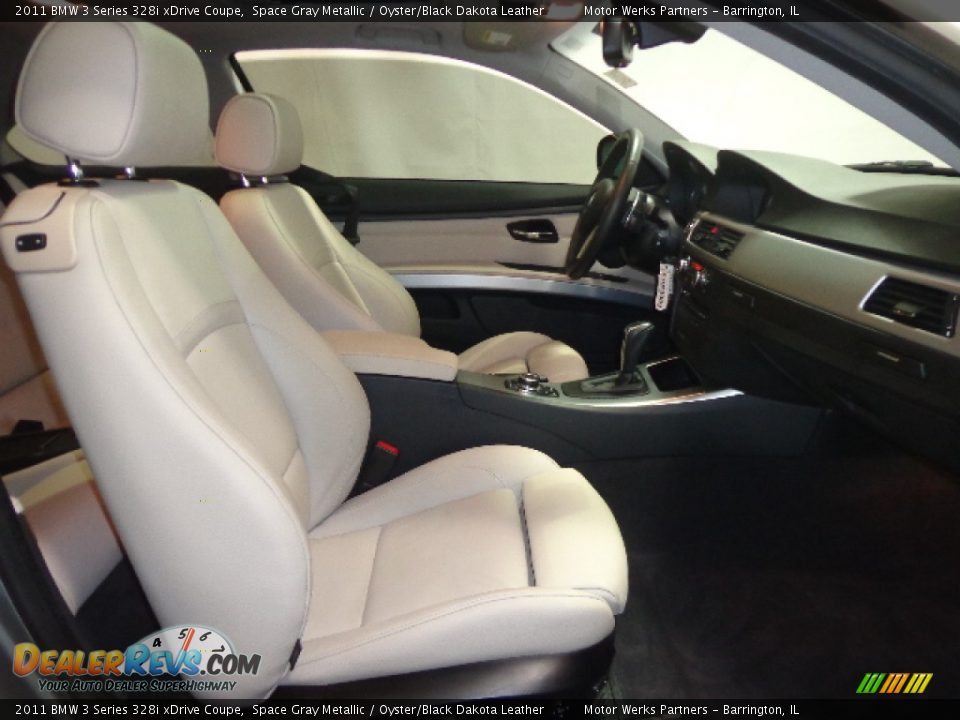 2011 BMW 3 Series 328i xDrive Coupe Space Gray Metallic / Oyster/Black Dakota Leather Photo #32
