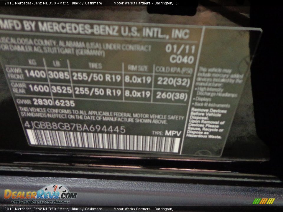 2011 Mercedes-Benz ML 350 4Matic Black / Cashmere Photo #13