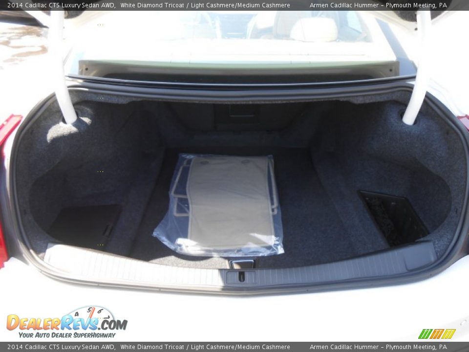 2014 Cadillac CTS Luxury Sedan AWD White Diamond Tricoat / Light Cashmere/Medium Cashmere Photo #8