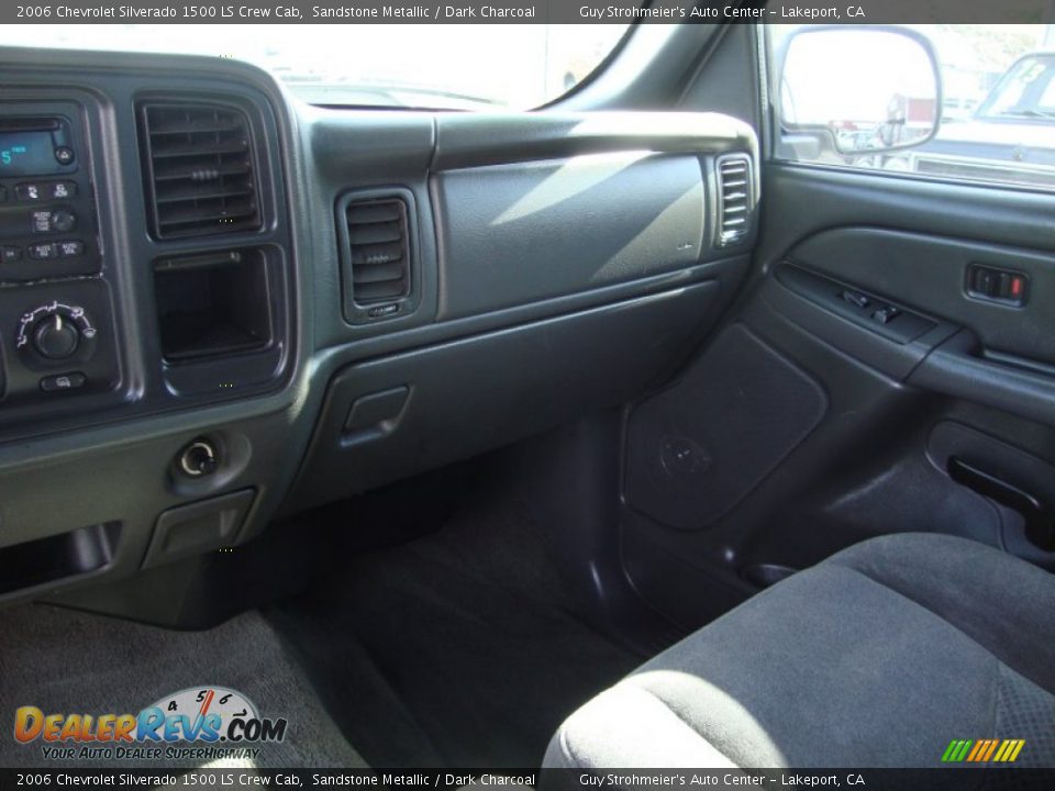 2006 Chevrolet Silverado 1500 LS Crew Cab Sandstone Metallic / Dark Charcoal Photo #15