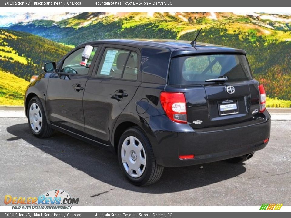 2010 Scion xD Black Sand Pearl / Charcoal Photo #7