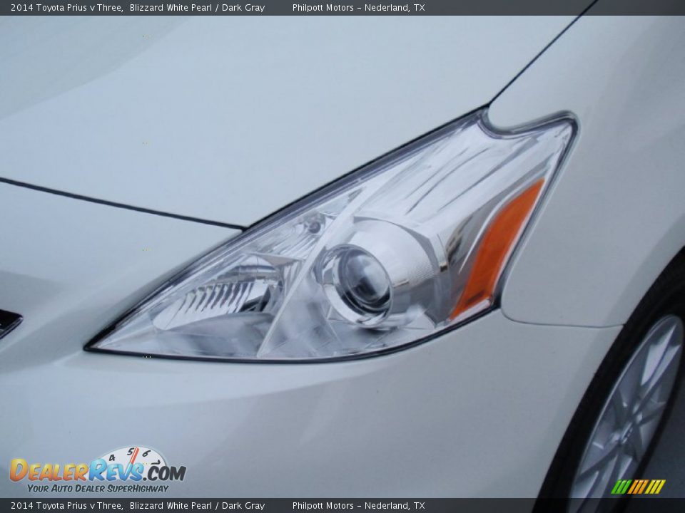 2014 Toyota Prius v Three Blizzard White Pearl / Dark Gray Photo #9