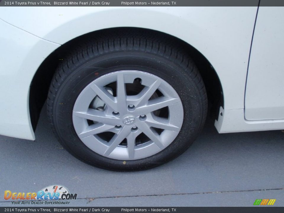2014 Toyota Prius v Three Blizzard White Pearl / Dark Gray Photo #12