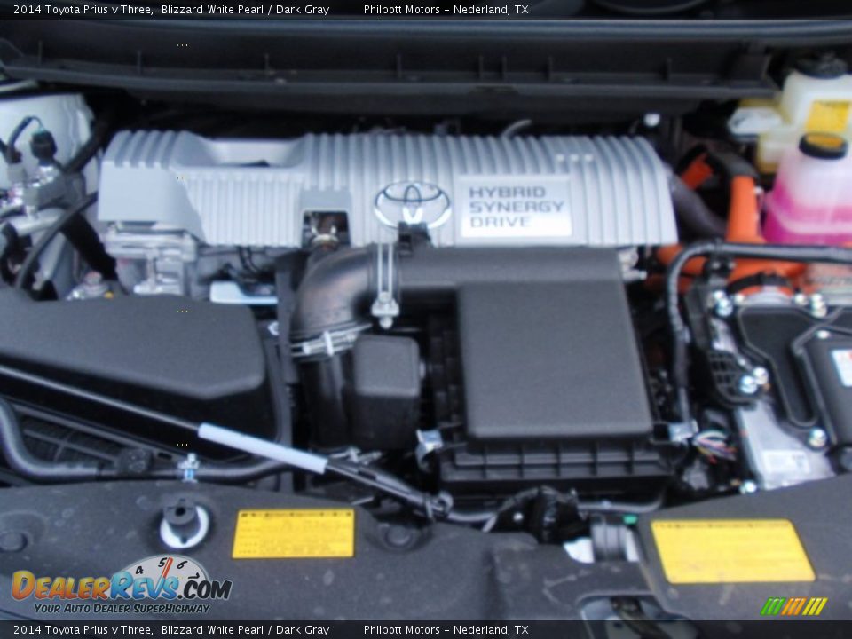 2014 Toyota Prius v Three Blizzard White Pearl / Dark Gray Photo #16