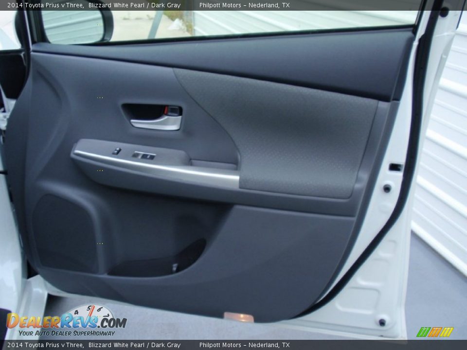 2014 Toyota Prius v Three Blizzard White Pearl / Dark Gray Photo #17