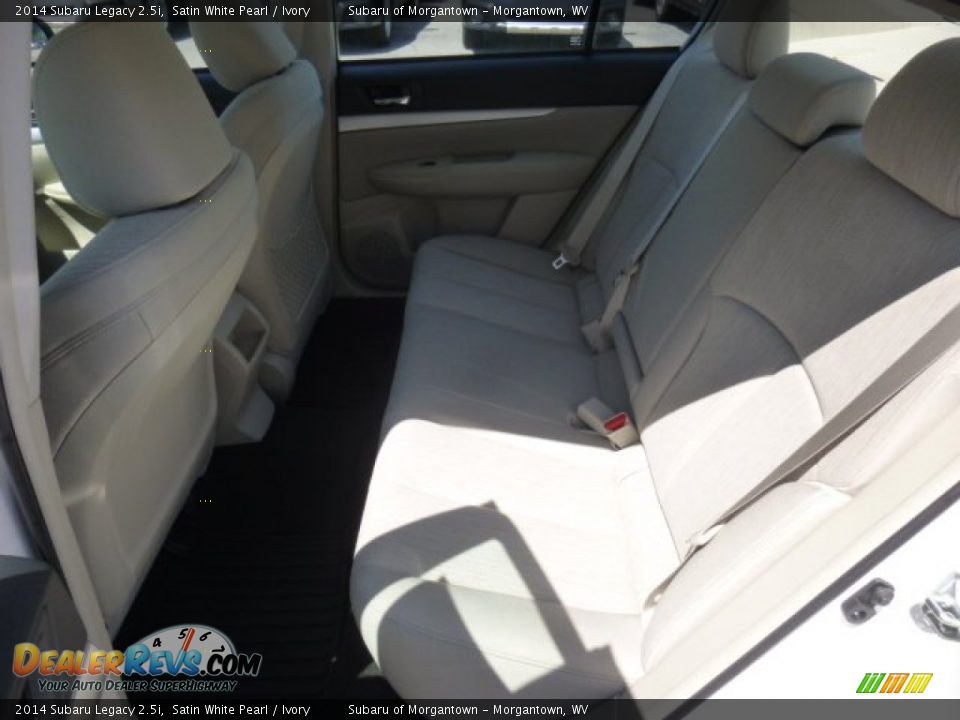 2014 Subaru Legacy 2.5i Satin White Pearl / Ivory Photo #13