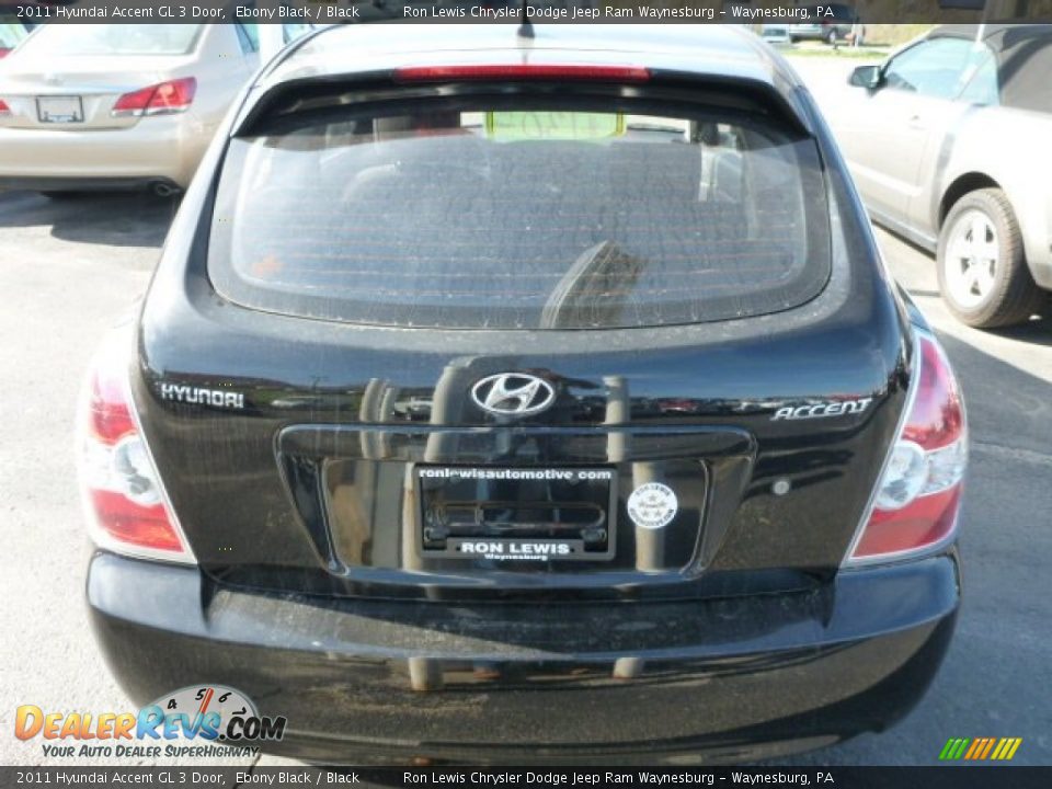2011 Hyundai Accent GL 3 Door Ebony Black / Black Photo #4