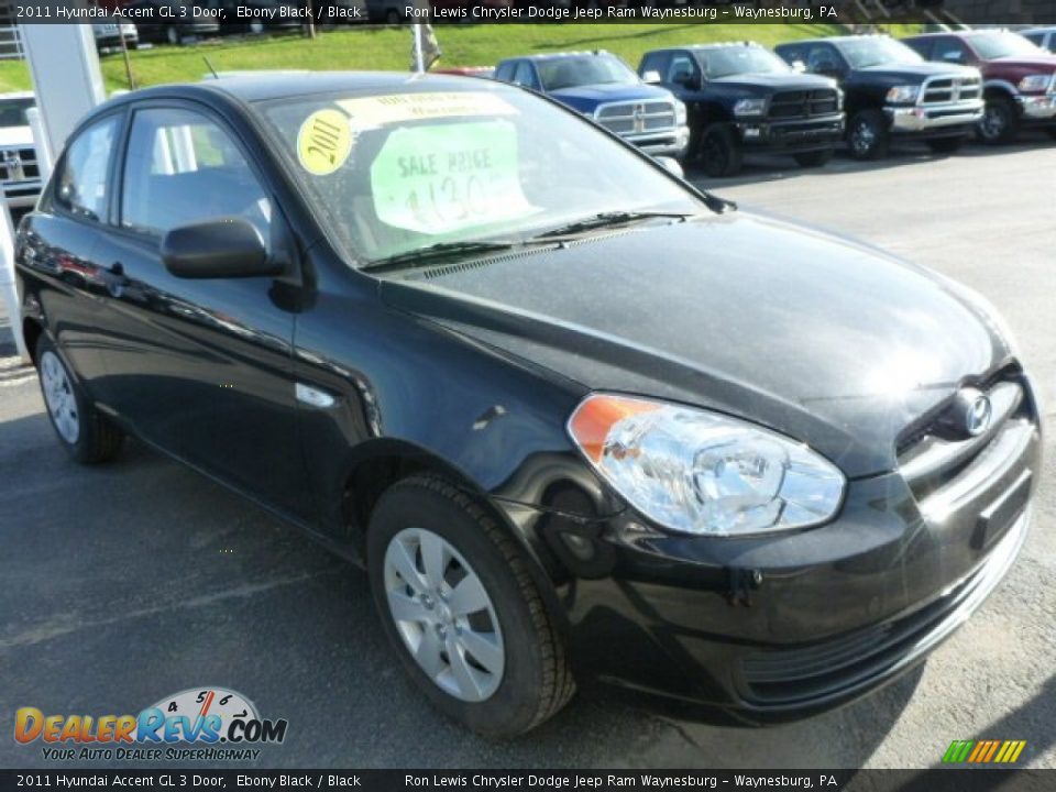 2011 Hyundai Accent GL 3 Door Ebony Black / Black Photo #8