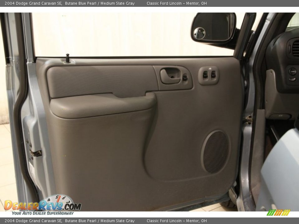 2004 Dodge Grand Caravan SE Butane Blue Pearl / Medium Slate Gray Photo #4