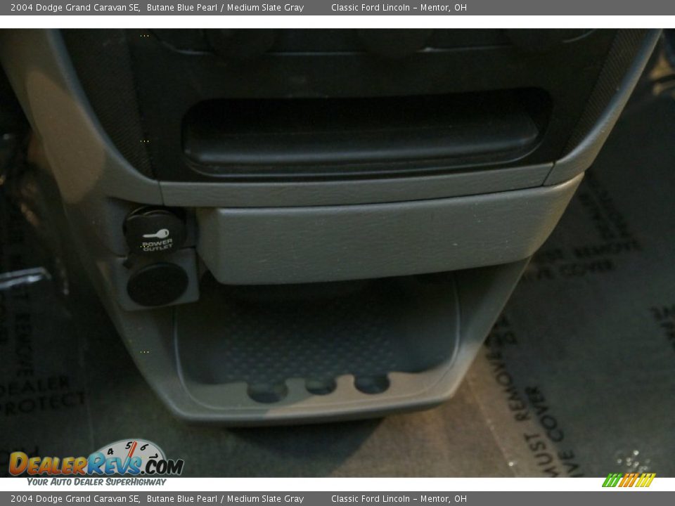 2004 Dodge Grand Caravan SE Butane Blue Pearl / Medium Slate Gray Photo #9