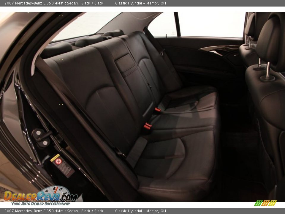 2007 Mercedes-Benz E 350 4Matic Sedan Black / Black Photo #15